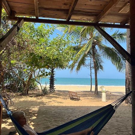 Breezy Beach Cabanas 阿鲁甘湾 外观 照片