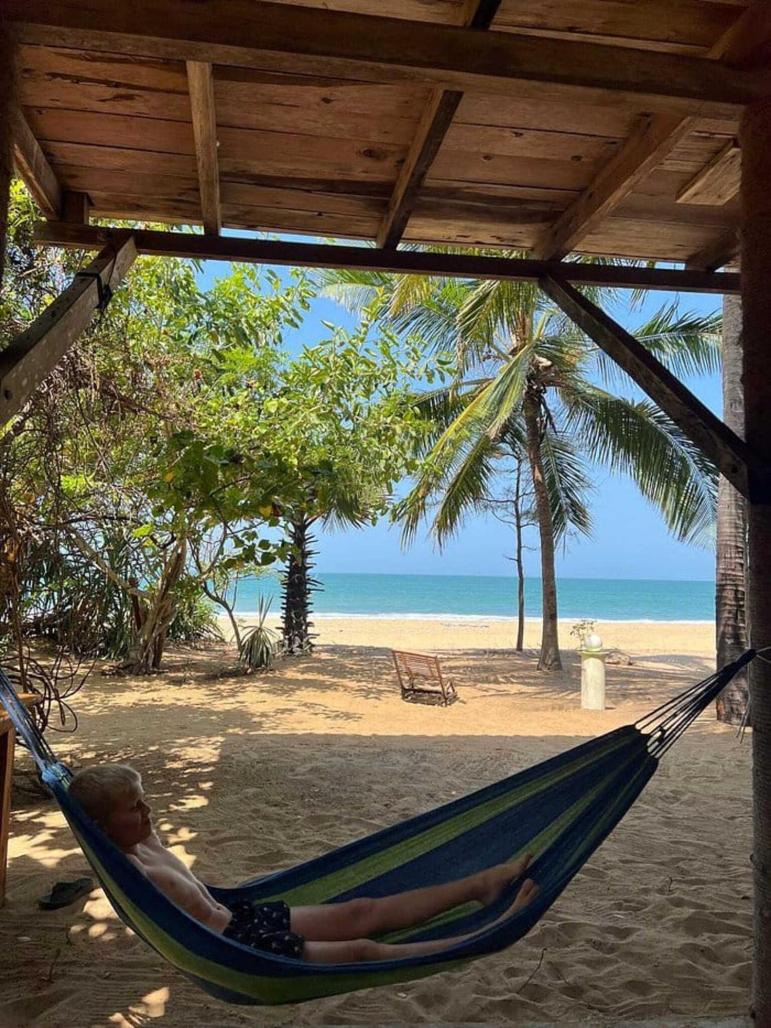 Breezy Beach Cabanas 阿鲁甘湾 外观 照片
