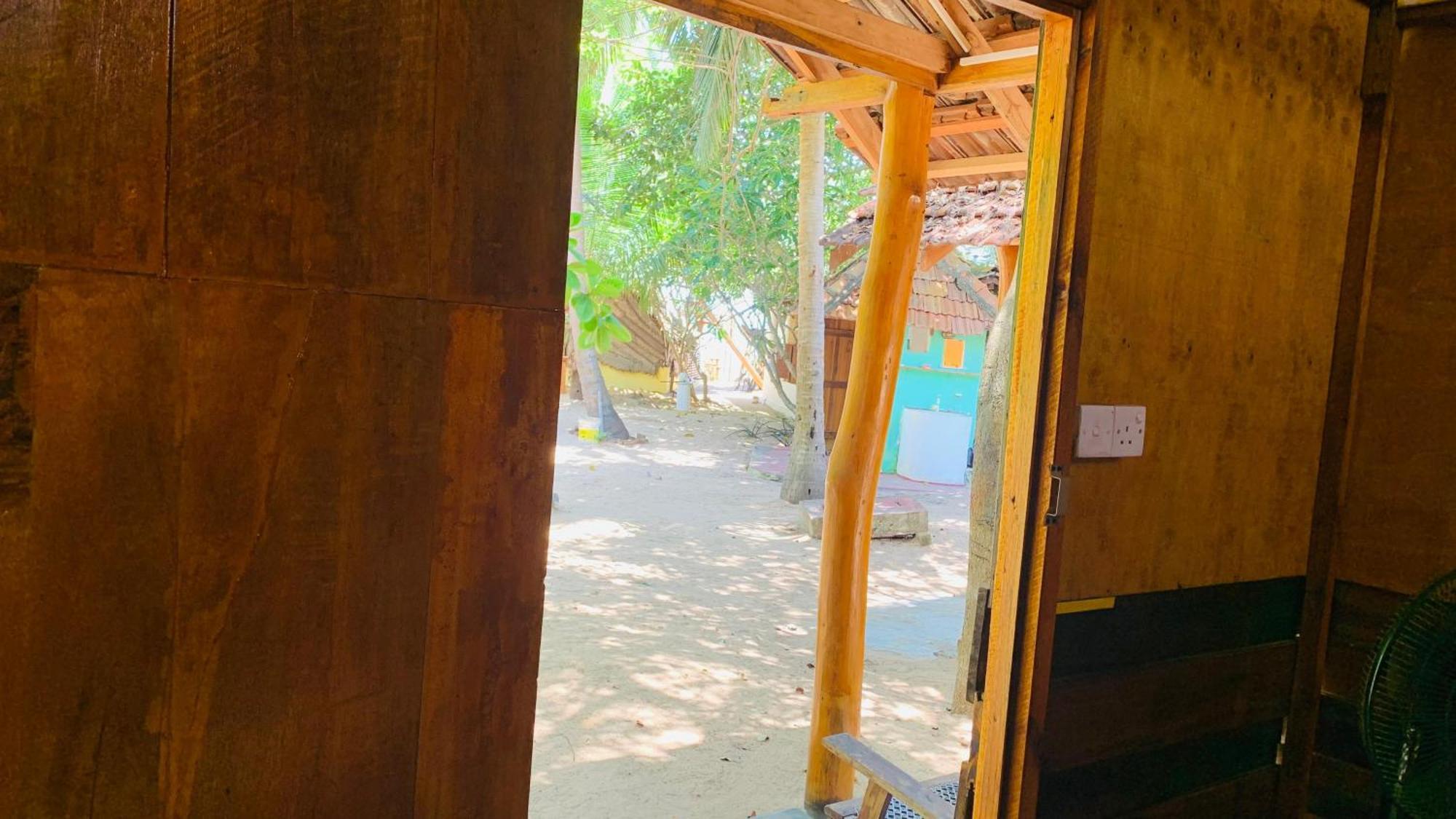 Breezy Beach Cabanas 阿鲁甘湾 外观 照片