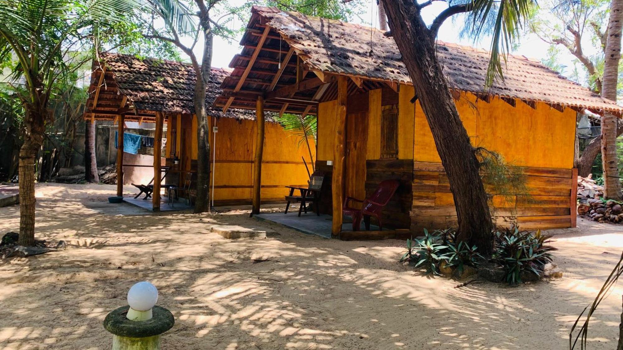 Breezy Beach Cabanas 阿鲁甘湾 外观 照片