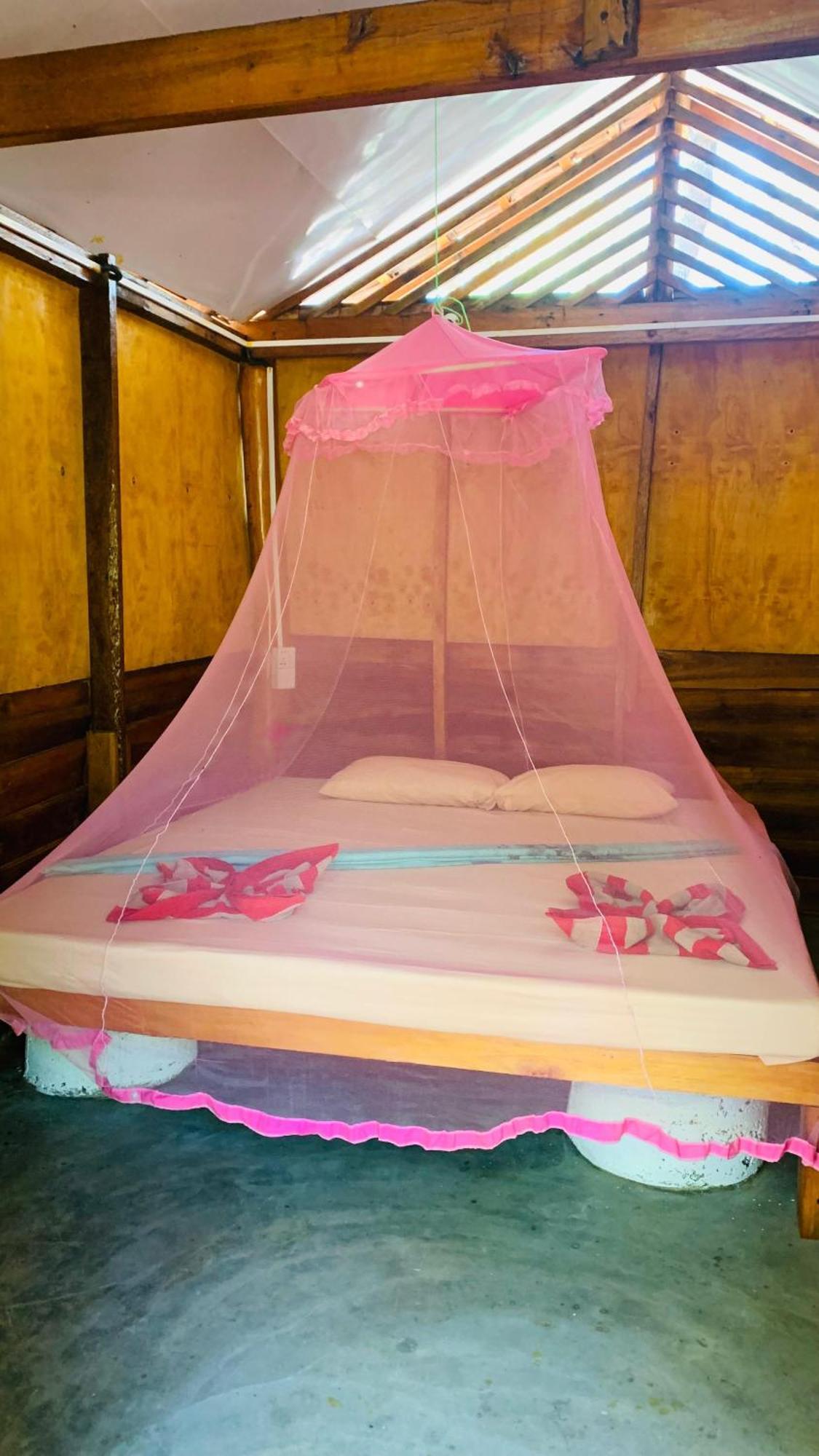 Breezy Beach Cabanas 阿鲁甘湾 外观 照片